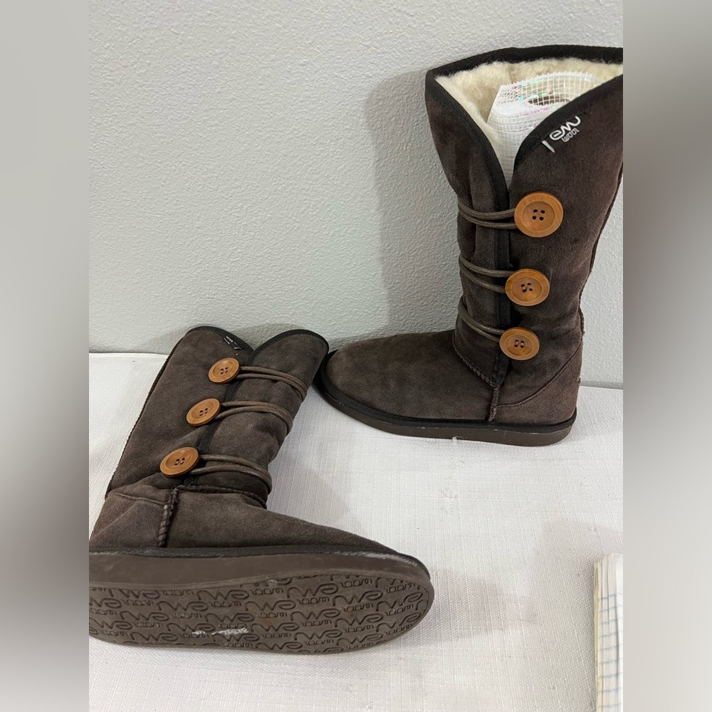 Emu wool boots size 5‎